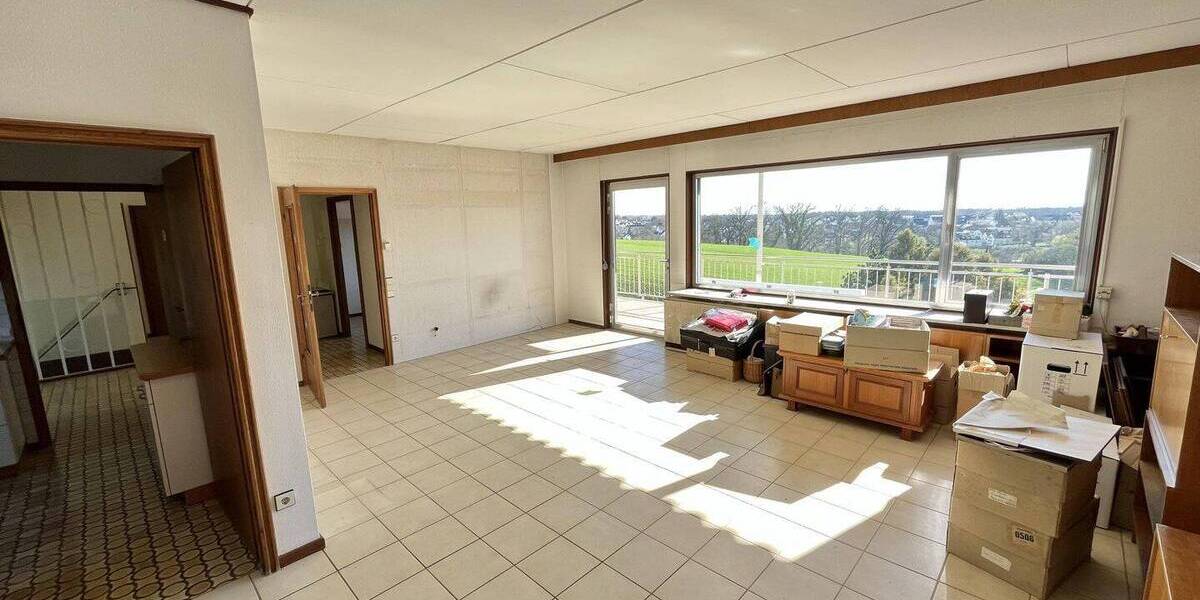 Bungalow Leverkusen Lützenkirchen - 9 Zimmer, 211 m&sup2;, 498.000&euro; | Angebot:26064429