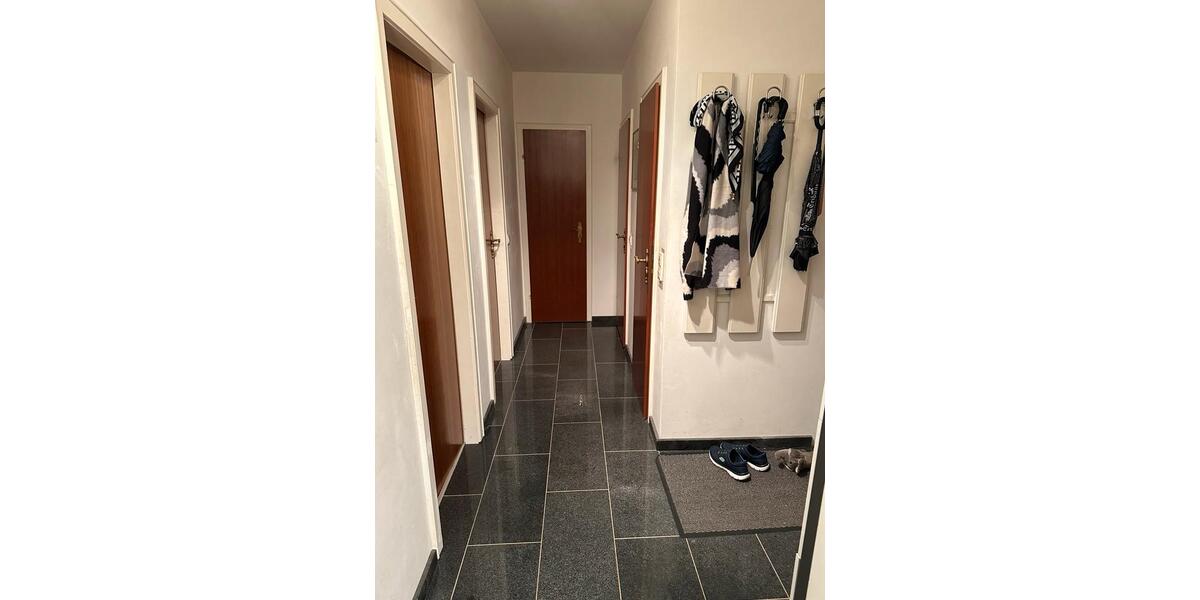 Etagenwohnung Monheim am Rhein - 3 Zimmer, 78 m&sup2;, 1.435&euro; | Angebot:25721967