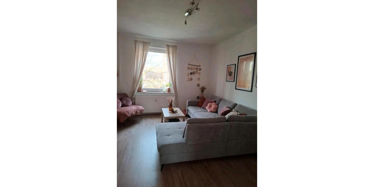 Etagenwohnung Duisburg Duisburg-Mitte - 2.5 Zimmer, 67 m&sup2;, 655&euro; | Angebot:25782606