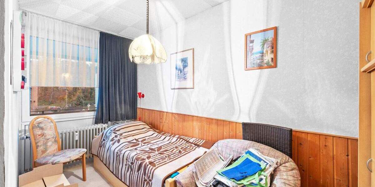 Etagenwohnung Düsseldorf Gerresheim - 4 Zimmer, 98 m&sup2;, 360.000&euro; | Angebot:24270441