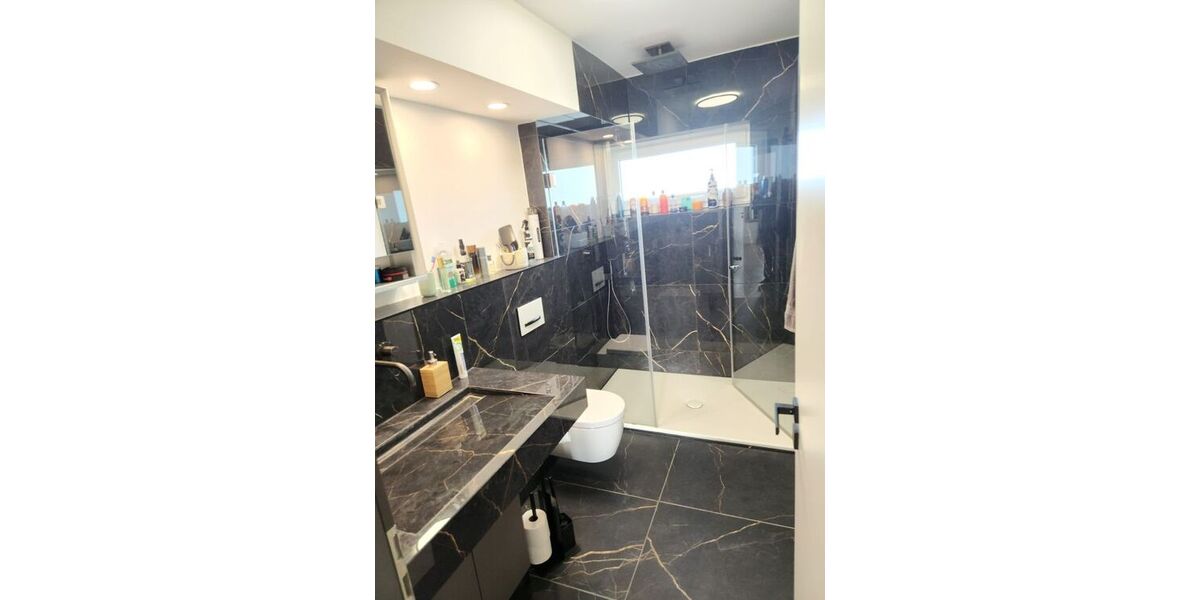 Provisionsfrei* Golzheim - wegen Auswanderung direkt vom Eigentümer sanierte 4 Zi-Wohnung mit hochwertiger Küche - Etagenwohnung Düsseldorf Stadtbezirk 5 | Angebot:25813842