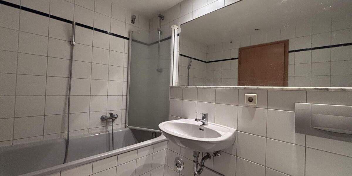 Etagenwohnung Mönchengladbach Dorthausen - 4 Zimmer, 95 m&sup2;, 189.000&euro; | Angebot:25693378