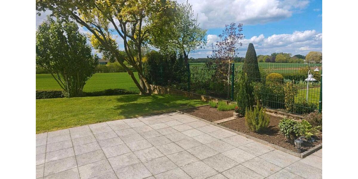 Einfamilienhaus Jüchen - 5 Zimmer, 200 m&sup2;, 3.900&euro; | Angebot:26248497