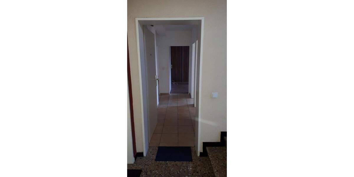 MFH Ratingen Mitte, 14 Wohnungen 790 qm Wfl., 6 Garagen, 3 Stellplätze zimmer