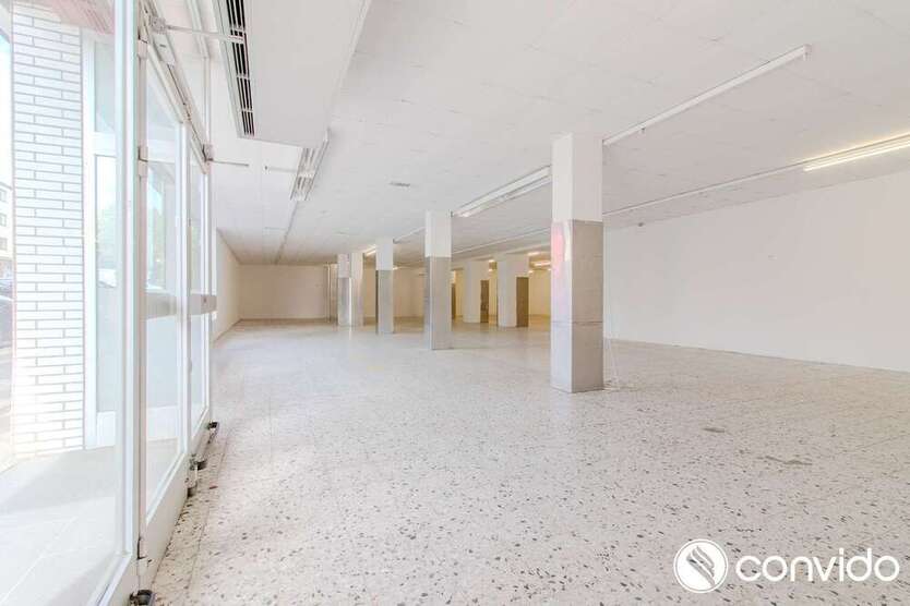 Einzelhandel in Essen 1.740 € 390 m²