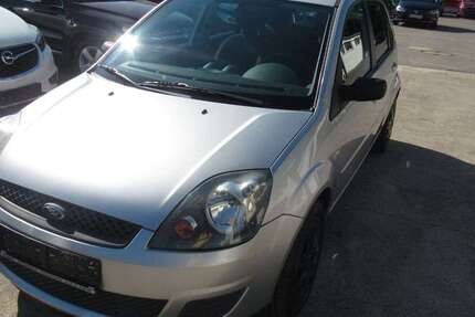 Ford Fiesta 58.000 km 3.990 &euro; Leverkusen 51371