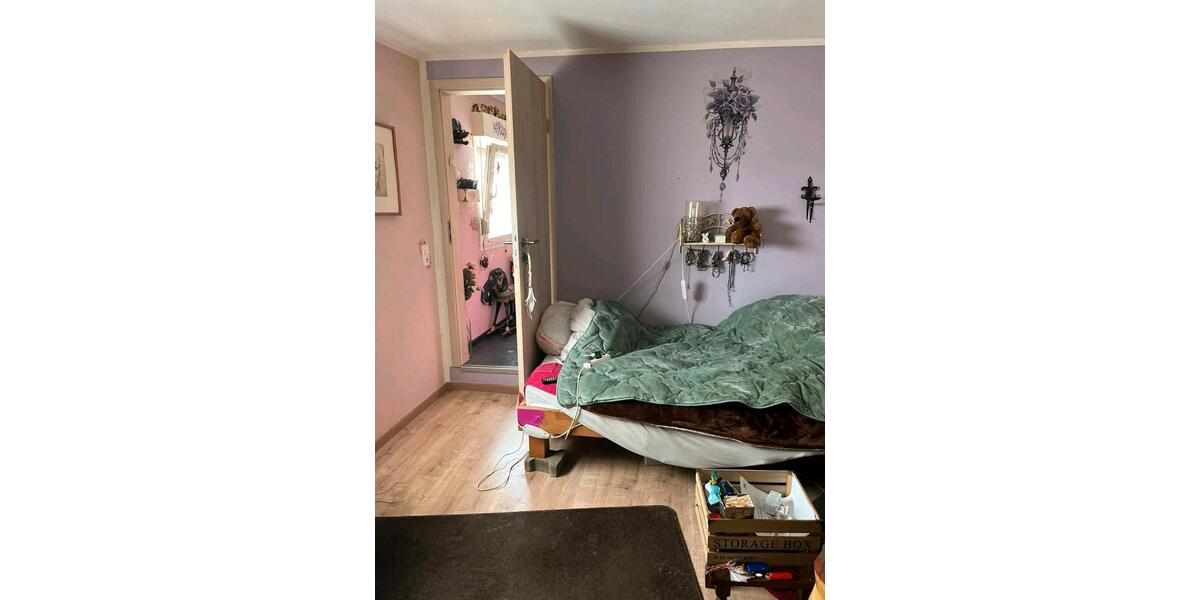 Hochparterre Leverkusen Bürrig - 1 Zimmer, 49 m&sup2;, 710&euro; | Angebot:26286329