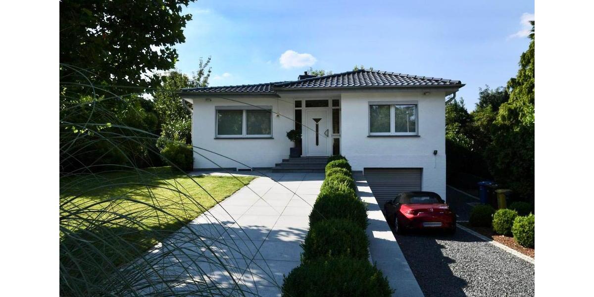 Ihr Traumhaus auf Zeit: Luxuriöses, vollständig möbliertes Einfamilienhaus mit 5 Zimmern und Garten 5 zimmer