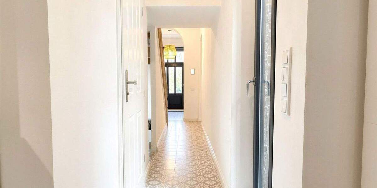 Reihenmittelhaus Mönchengladbach Rheydt - 6 Zimmer, 188 m&sup2;, 495.000&euro; | Angebot:25738825