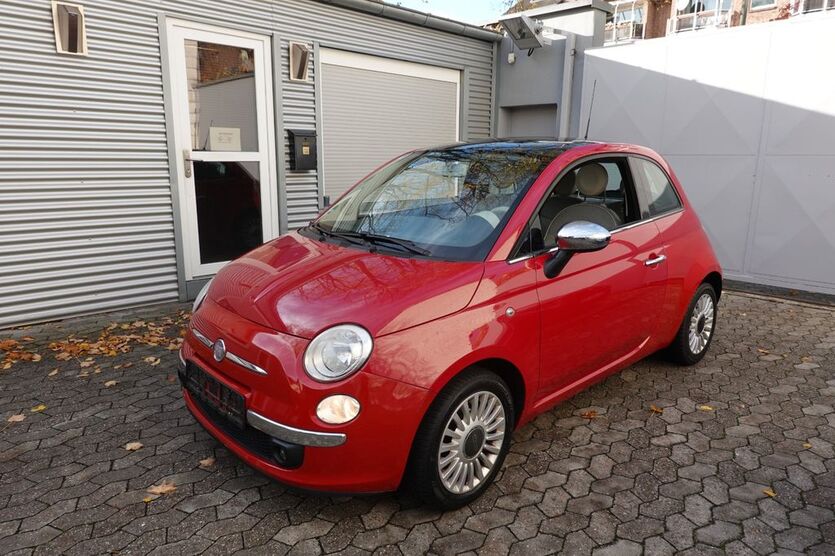 Fiat 500 133.000 km 2.199 € Düsseldorf 40231