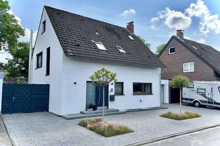Haus zum Kaufen in Neuss 689.000 € 144 m²