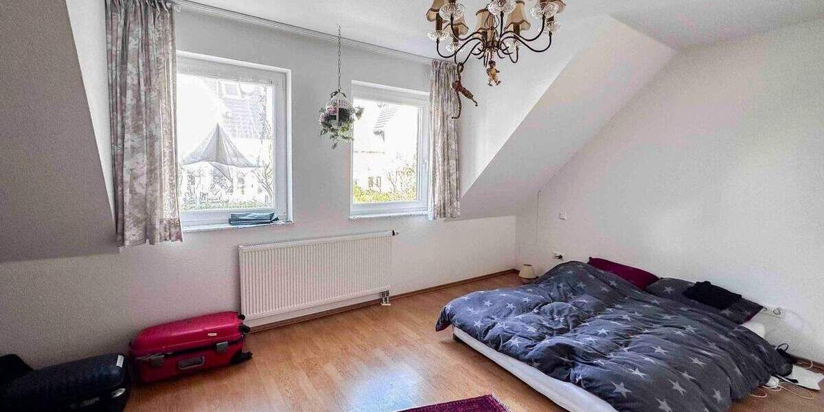 Stilvolles Familiendomizil in begehrter Feldrandlage mit Garage in Wuppertal 5 zimmer