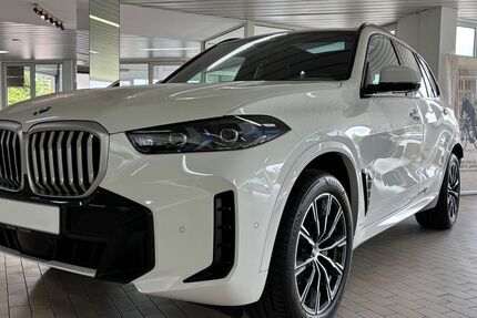 BMW X5 14.326 km 72.989 &euro; Düsseldorf 40597