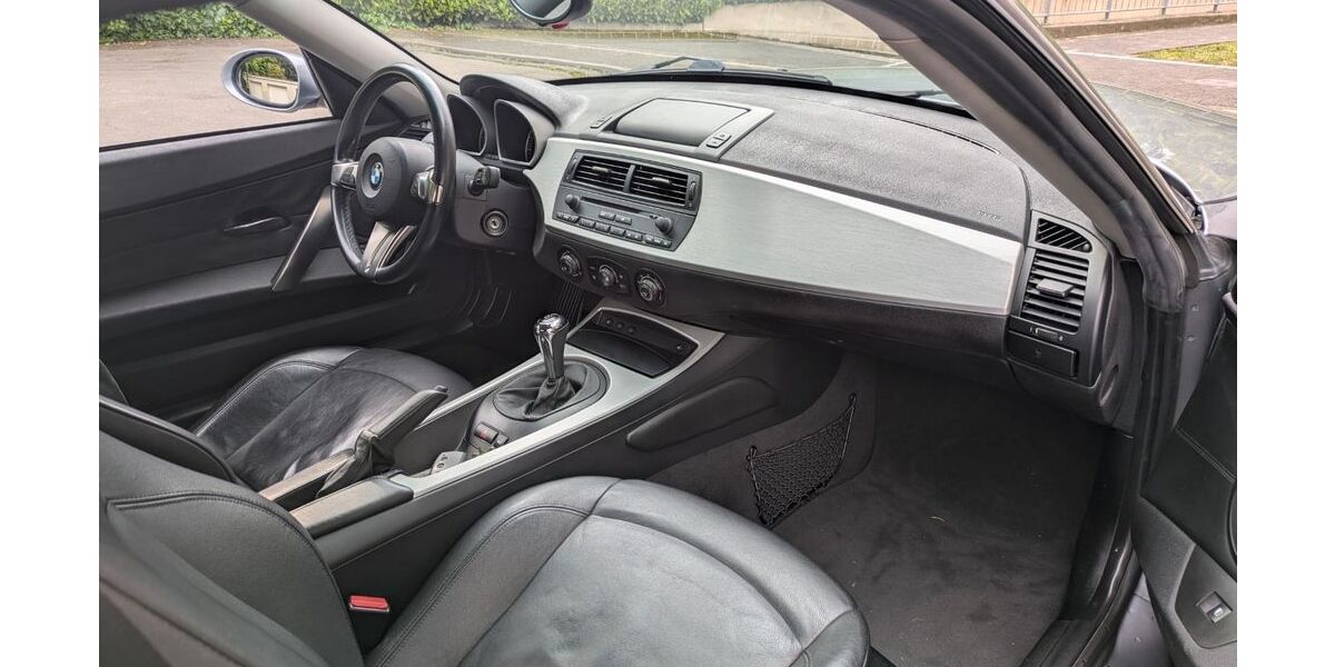 BMW Z4 150.500 km 16.890 &euro; Düsseldorf 40549