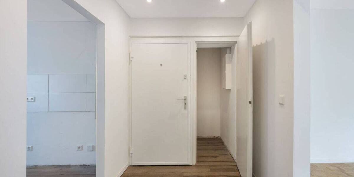 Etagenwohnung Düsseldorf Oberkassel - 3 Zimmer, 82 m&sup2;, 499.000&euro; | Angebot:26917195