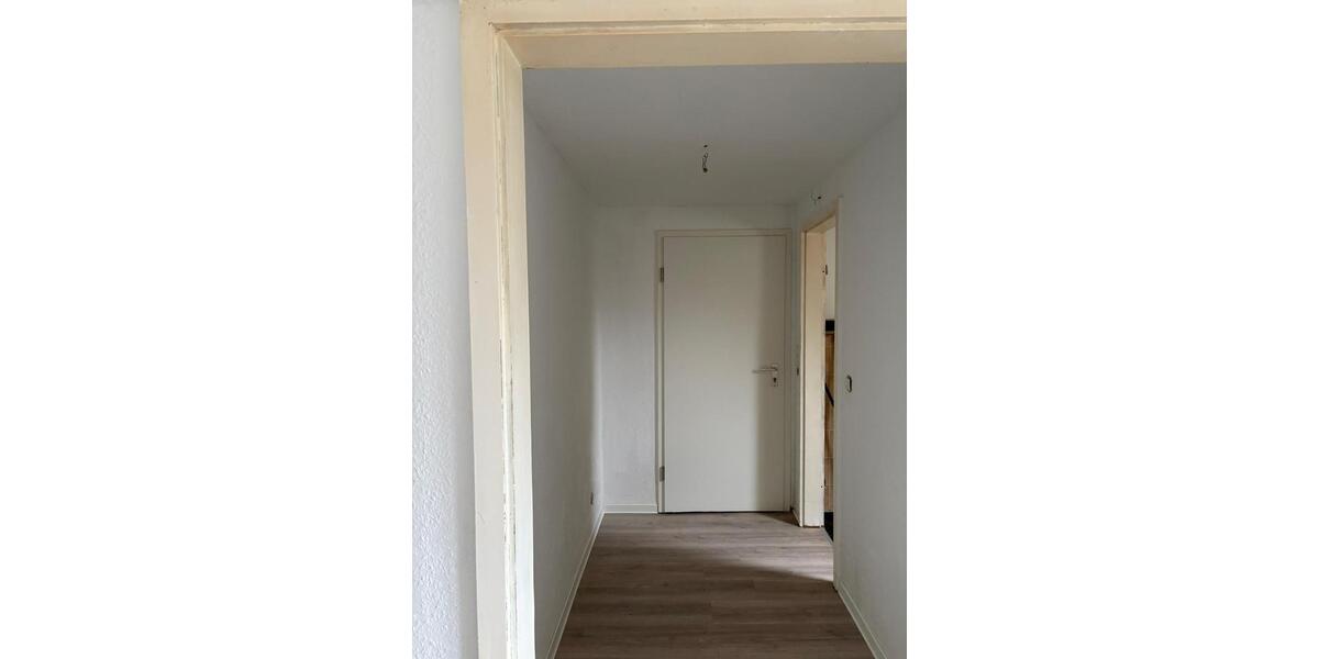 Dachgeschoßwohnung Neuss Reuschenberg - 1 Zimmer, 39 m&sup2;, 280&euro; | Angebot:25270829