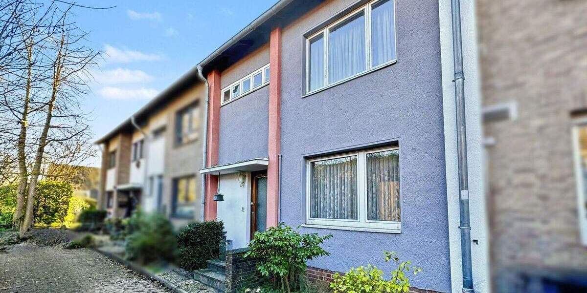 Familienfreundliches Reihenmittelhaus mit Garten und Garage - Raum für Ideen in Erkrath-Hochdahl 6 zimmer