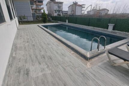 Ferienimmobilie Düsseldorf Stadtbezirk 5 - 550&euro; | Angebot:24673854