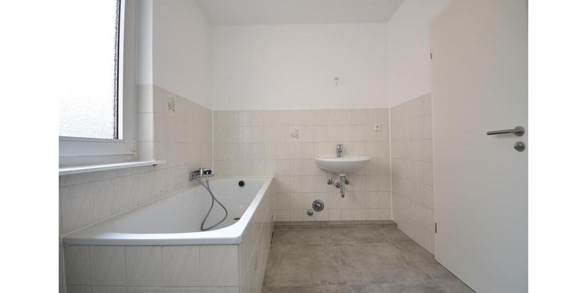 3 Durchgangszimmer! Renovierte 5-Zimmer-Whg in DU-Beeck 5 zimmer