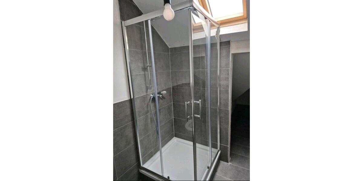 Maisonettenwohnung Düsseldorf Stadtbezirk 9 - 5 Zimmer, 100 m&sup2;, 1.500&euro; | Angebot:26126113