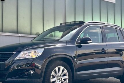 VW Tiguan 131.303 km 6.250 € Viersen 41748