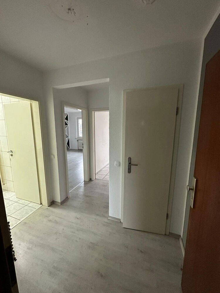 Stilvolle 2-Zimmer-Wohnung mit Balkon - Ihr neues Zuhause in Duisburg!