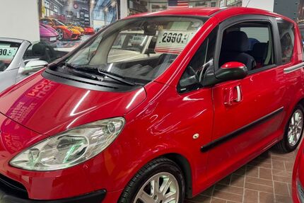 Peugeot 1007 121.000 km 2.990 € Oberhausen 46149