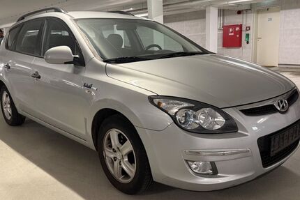 Hyundai i30 123.000 km 3.499 € Essen 45326