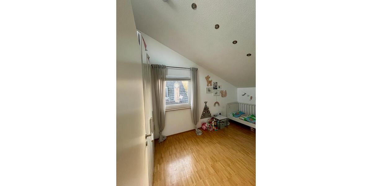 Freistehendes Architektenhaus in grüner Lage 5 zimmer