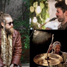 Futuro Ancestrale Feat. Hamid Drake / Ingen Navn Trio