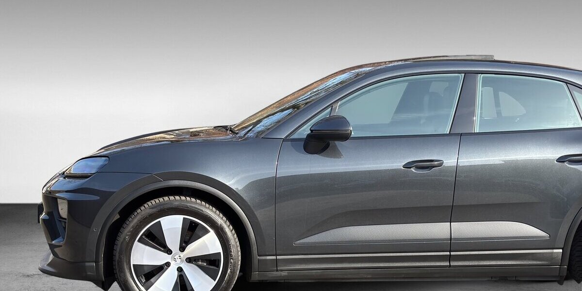 Porsche Macan 4 Bose Pano Volleder 0,25% 23.997 km 74.400 &euro; Wuppertal 42327