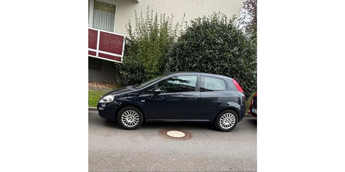 Fiat Punto 34.000 km 5.500 &euro; Solingen 42651