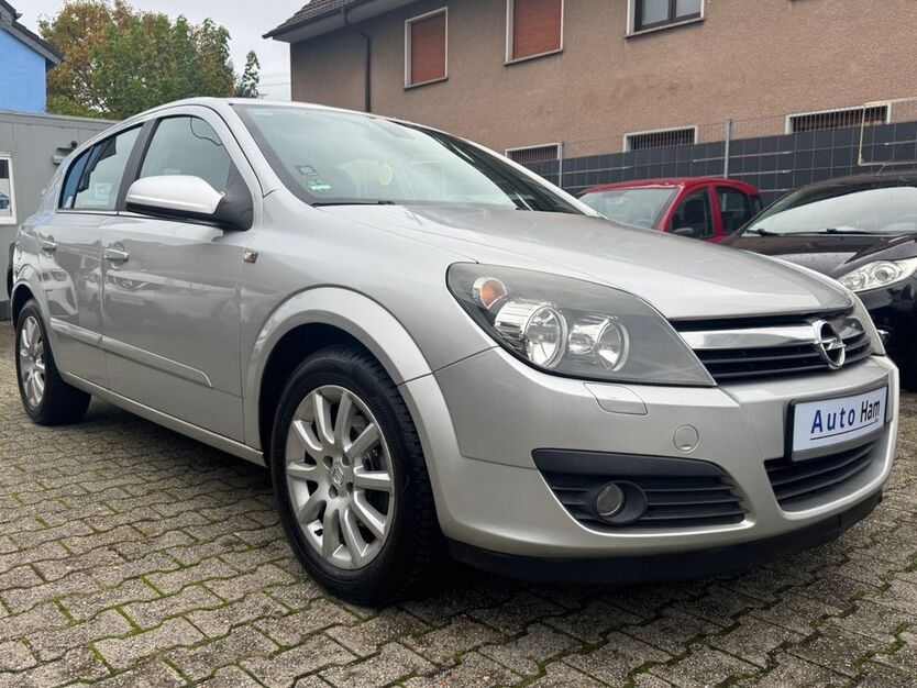 Opel Astra 160.737 km 2.990 € Köln 50858