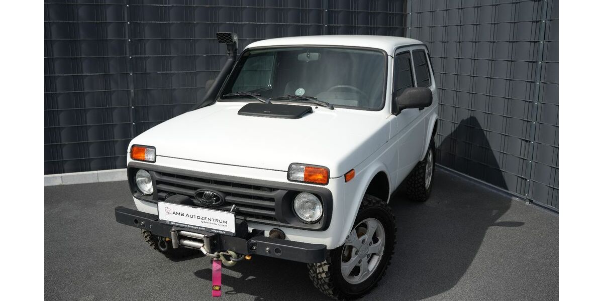 Lada Taiga 101.554 km 9.799 &euro; Dormagen 41539