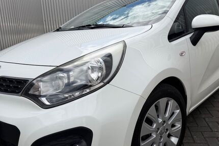Kia Rio 159.000 km 3.990 &euro; Viersen 41748