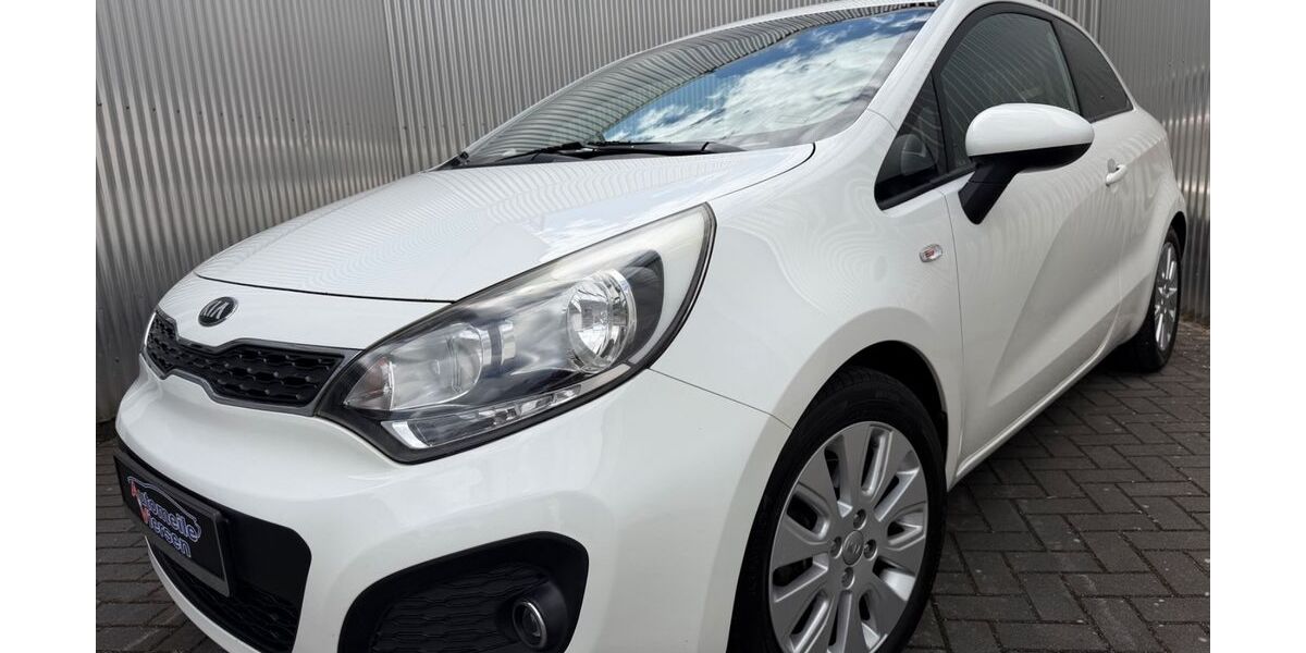 Kia Rio 159.000 km 3.990 &euro; Viersen 41748