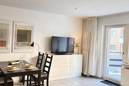 Möblierte 1-Zimmer Wohnung, renoviert mit Balkon - Pempelfort 1 zimmer