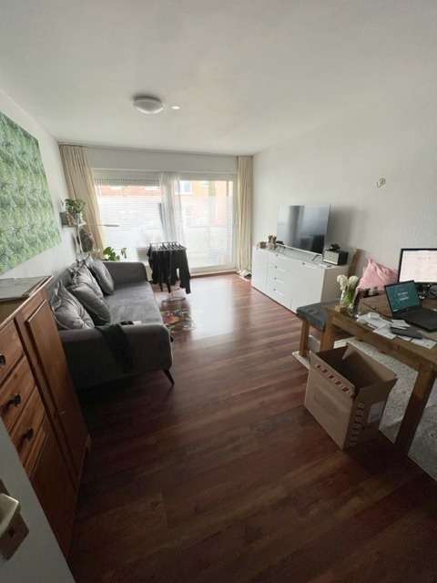 Wohnung zum Kaufen in Düsseldorf 230.000 € 45.81 m²
