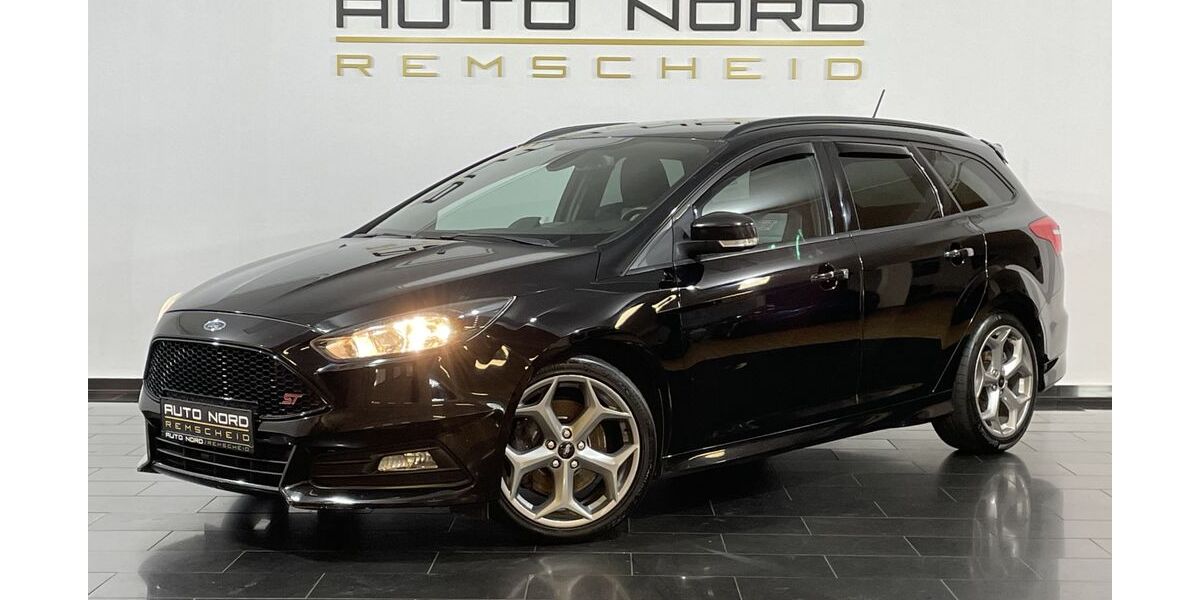 Ford Focus 135.300 km 11.990 &euro; Remscheid 42897