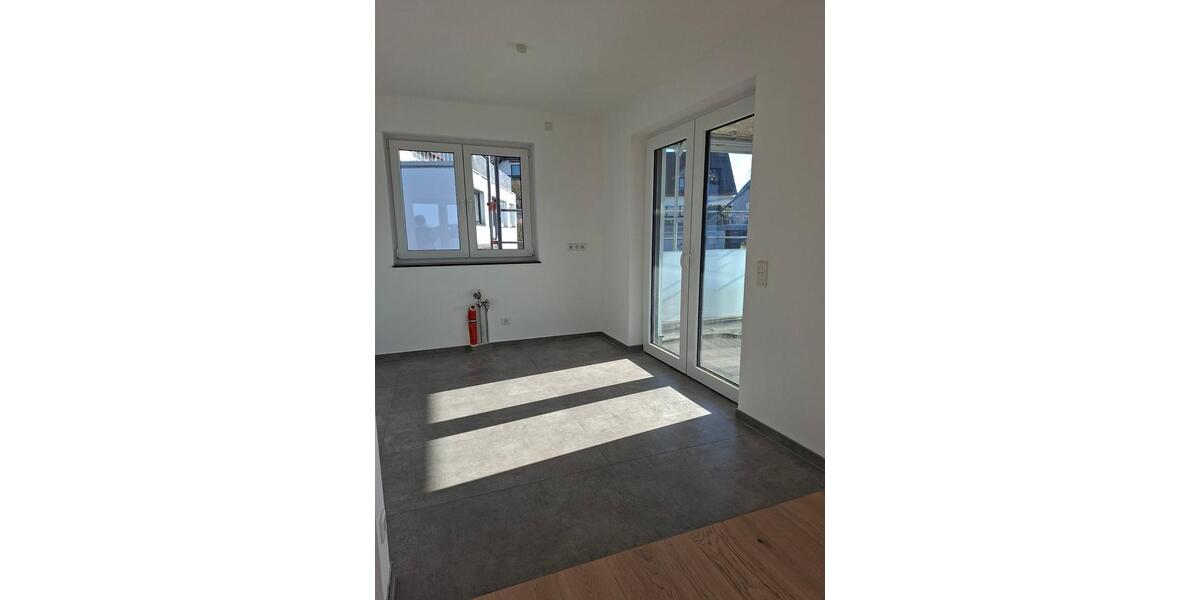Etagenwohnung Wuppertal Eckbusch - 3 Zimmer, 86 m&sup2;, 1.290&euro; | Angebot:26414664