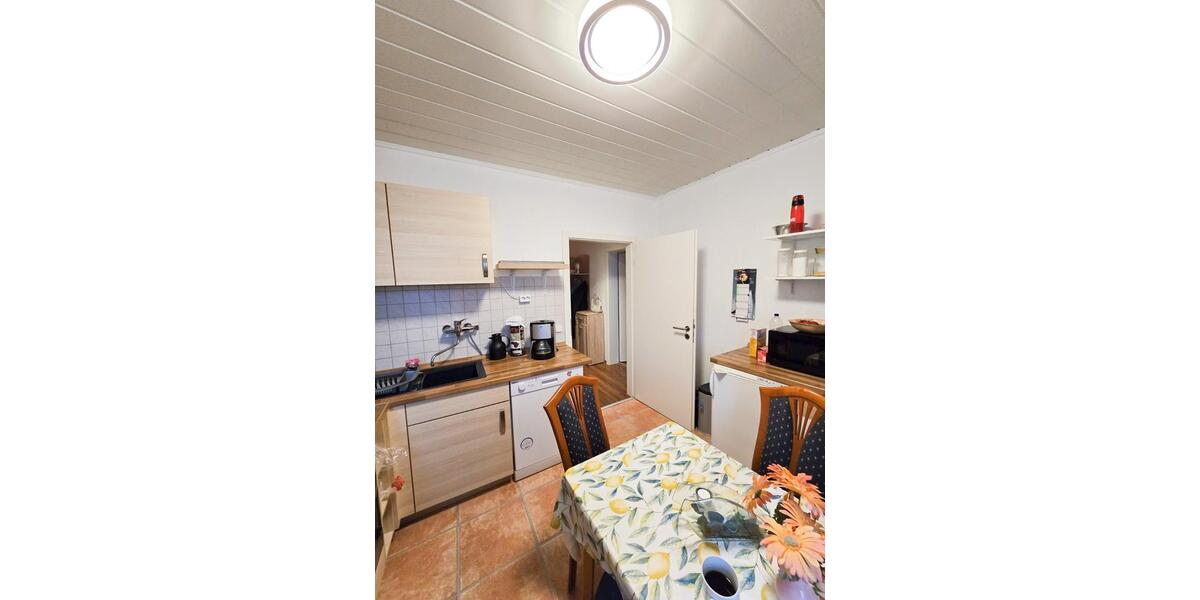 Dachgeschoßwohnung Oberhausen Alt-Oberhausen - 3.5 Zimmer, 82 m&sup2;, 520&euro; | Angebot:25754018