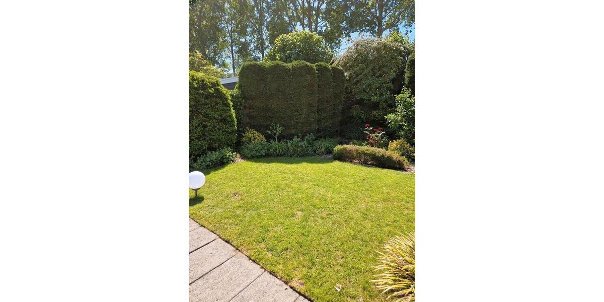 Einfamilienhaus Düsseldorf Stadtbezirk 8 - 3.5 Zimmer, 70 m&sup2;, 195.000&euro; | Angebot:26940556
