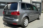 VW Touran Highline / Navi / 7 Sitze / Klima / AHK 256.000 km 7.900 € Mönchengladbach 41066