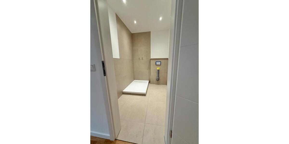 Etagenwohnung Wuppertal Lichtenplatz - 3 Zimmer, 100 m&sup2;, 1.390&euro; | Angebot:26578558