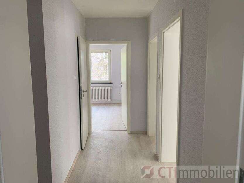 Wohnung zum Kaufen in Duisburg 89.000 € 72 m²