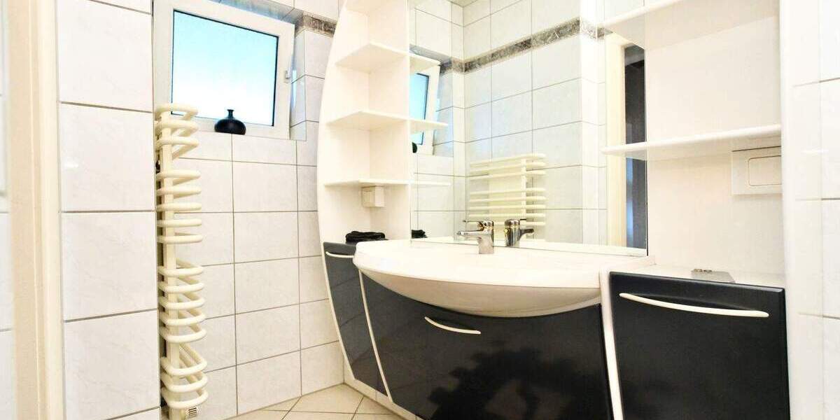 Reihenmittelhaus Neuss Vogelsang - 3 Zimmer, 113 m&sup2;, 395.000&euro; | Angebot:25686775