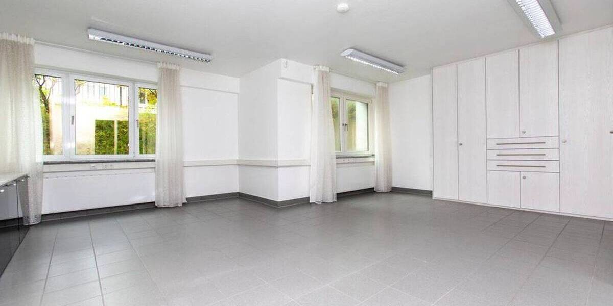 Mehrfamilienhaus, Wohnhaus Düsseldorf Rath - 1 Zimmer, 698 m&sup2;, 2.598.000&euro; | Angebot:26890039