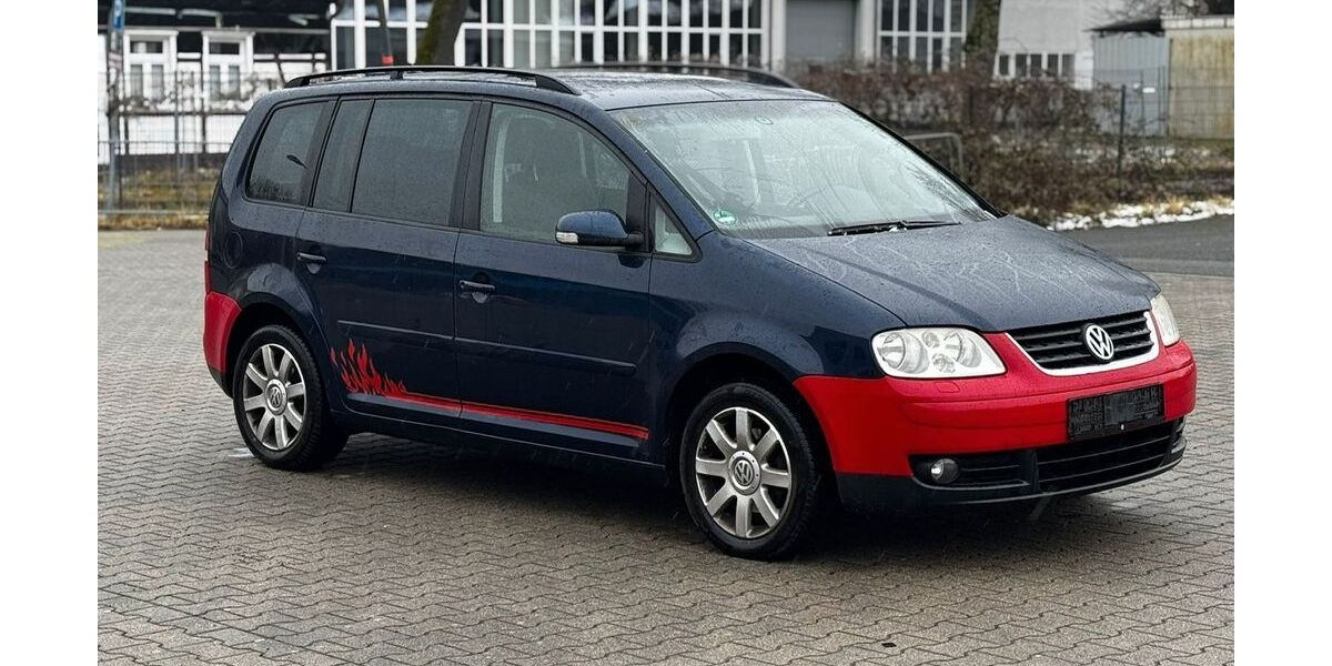 VW Touran 323.231 km 2.250 &euro; Wuppertal 42389