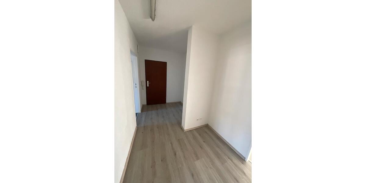 Etagenwohnung Düsseldorf Stadtbezirk 9 - 2 Zimmer, 66 m&sup2;, 733&euro; | Angebot:25500359