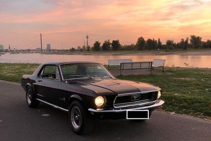 Ford Mustang 39.000 km 40.900 &euro; Düsseldorf 40627